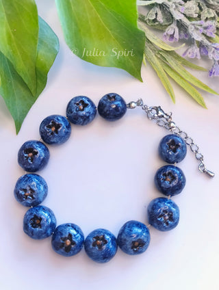 Realistic polymer clay blueberry bracelet with adjustable stainless steel clasp, top view – Julia Spiri