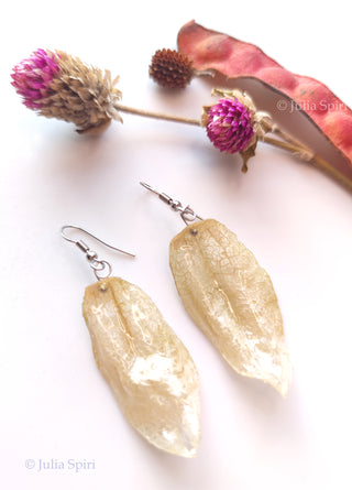Handmade UV Resin Earrings with Natural Elements. Dried Leaves